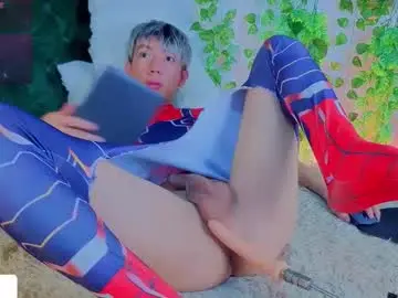 Chaturbate Sex Cam of levi_ackermann1