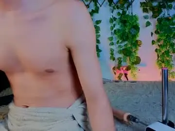 Chaturbate Free Live Porn of levi_ackermann1