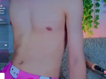 Chaturbate Best live sex cam show of levi_ackermann1