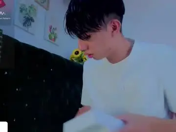 Chaturbate Best live sex cam show of levi_ackermann1