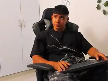 Chaturbate Free Porn Cam of oliver_bray