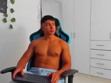 Chaturbate Nude Webcam of oliver_bray