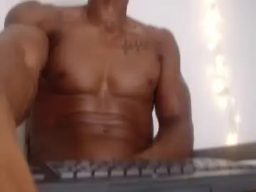 Chaturbate Sex Cam of drake_brown_23