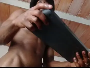 Chaturbate Free Porn Cam of drake_brown_23