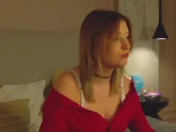 Chaturbate Live Porn of mila_blum