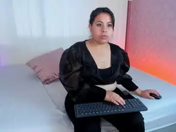 Chaturbate Sex Cam of luna_velvett_