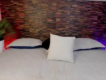 Chaturbate Sex Cam of ariiaa_1