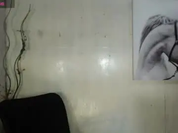 Chaturbate Watch Live Sex Cams of devine_g