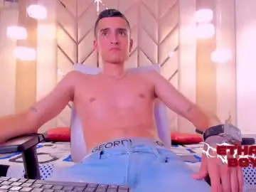 Chaturbate Sex Chat of ethan_boy_