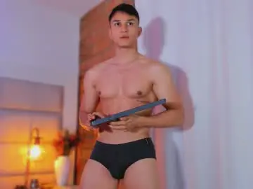Chaturbate Live Sex Cam of jhosua_hunt