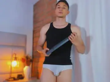 Chaturbate Free Live Porn of jhosua_hunt