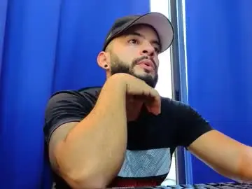 Chaturbate Adult Webcam of mike_savage3