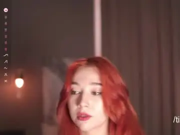 Chaturbate Free Porn Cam of foxylovesyou