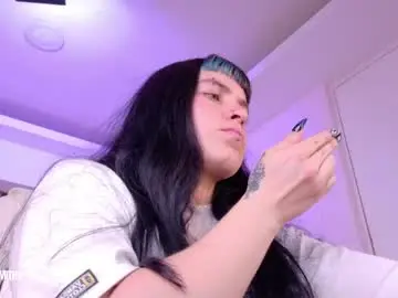 Chaturbate Live Porn of lucy_smith7