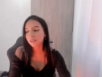 Chaturbate Free Live Porn of lyanna_cb