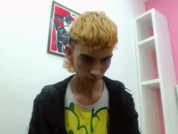Chaturbate Watch Live Sex Cams of ttimy_x_boy