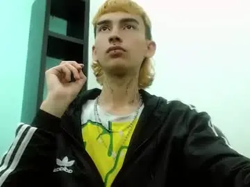 Chaturbate Watch Live Sex Cams of ttimy_x_boy