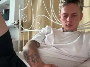 Chaturbate Sex Cam of danny_love01