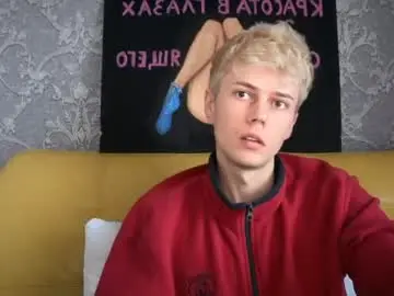 Chaturbate Free Live Porn of danny_love01