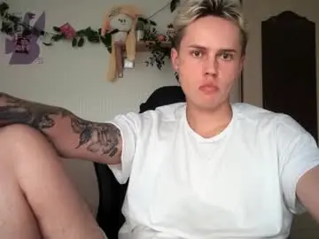 Chaturbate Best live sex cam show of danny_love01