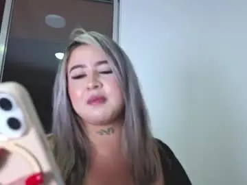 Chaturbate Adult Video Chat of isasexyxxx1