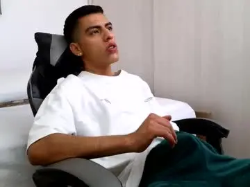 Chaturbate Best live sex cam show of russell_adams_