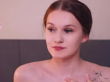 Chaturbate Live Sex Cam of suziegoglia