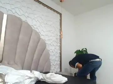 Chaturbate Adult Webcam of mr_porn_9