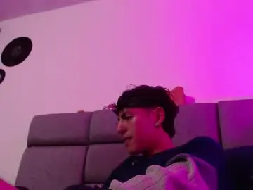 Chaturbate Nude Webcam of naytonfreeman