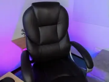 Chaturbate Watch Live Sex Cams of ale_alejandra