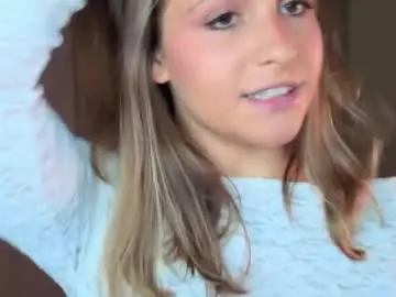 Chaturbate Adult Video Chat of ceceliapidcock