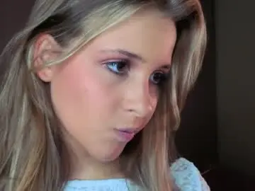 Chaturbate Live Sex Cam of ceceliapidcock