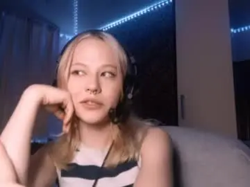 Chaturbate Free Live Porn of candyceisgrigg