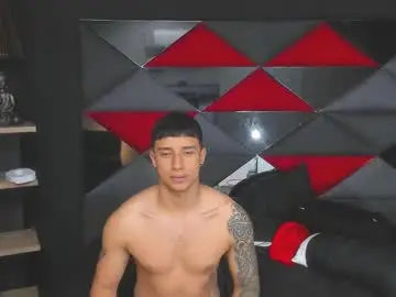 Chaturbate Adult Video Chat of jaze_bradley