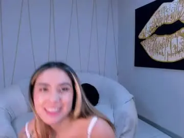 Chaturbate Nude Webcam of anniemonroe1