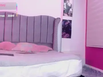 Chaturbate Free Live Porn of melody_toy