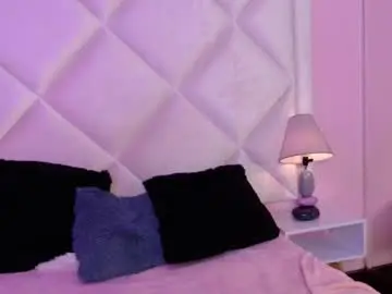 Chaturbate Live Sex of miaasmiith_