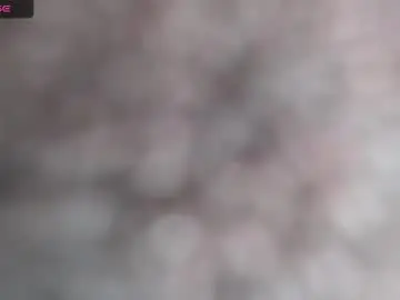 Chaturbate Adult Video Chat of miahlove3x