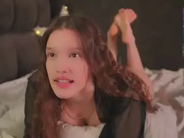 Chaturbate Watch Live Sex Cams of whisperlure