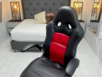 Chaturbate Free Live Porn of carmilla13