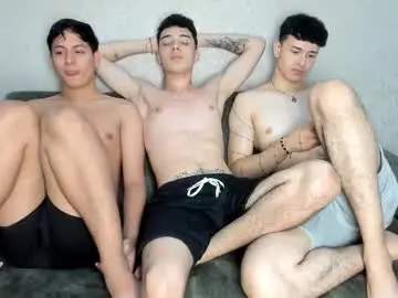 Chaturbate Live Porn of pelusos_mens