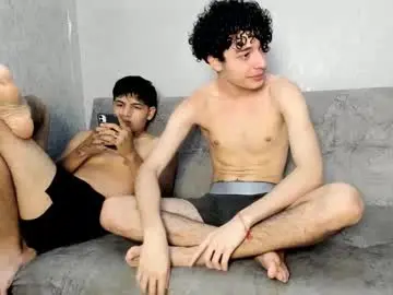 Chaturbate Free Live Porn of pelusos_mens