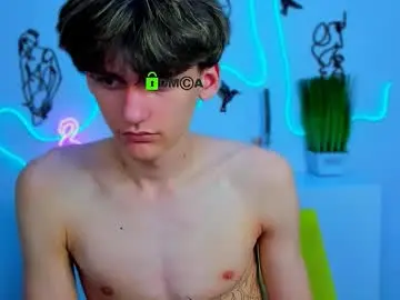 Chaturbate Live Sex Cam of rico_steel