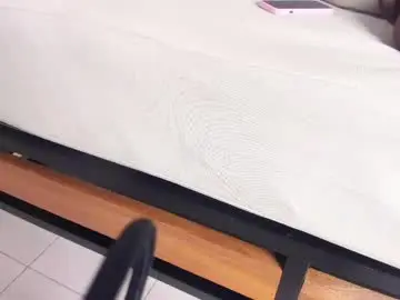 Chaturbate Nude Webcam of alika_brown_