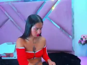 Chaturbate Watch Live Sex Cams of cloemorenti_