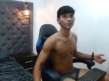 Chaturbate Live Sex of luka_big18