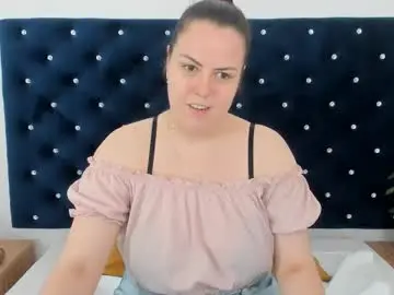 Chaturbate Live Sex Cam of evawetdream