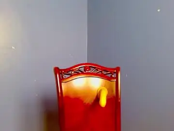 Chaturbate Live Sex Cam of queen_zoe01