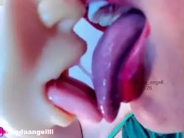 Chaturbate Free Porn Cam of midnight_angell