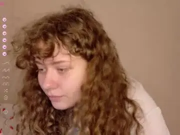 Chaturbate Live Sex Cam of milounee